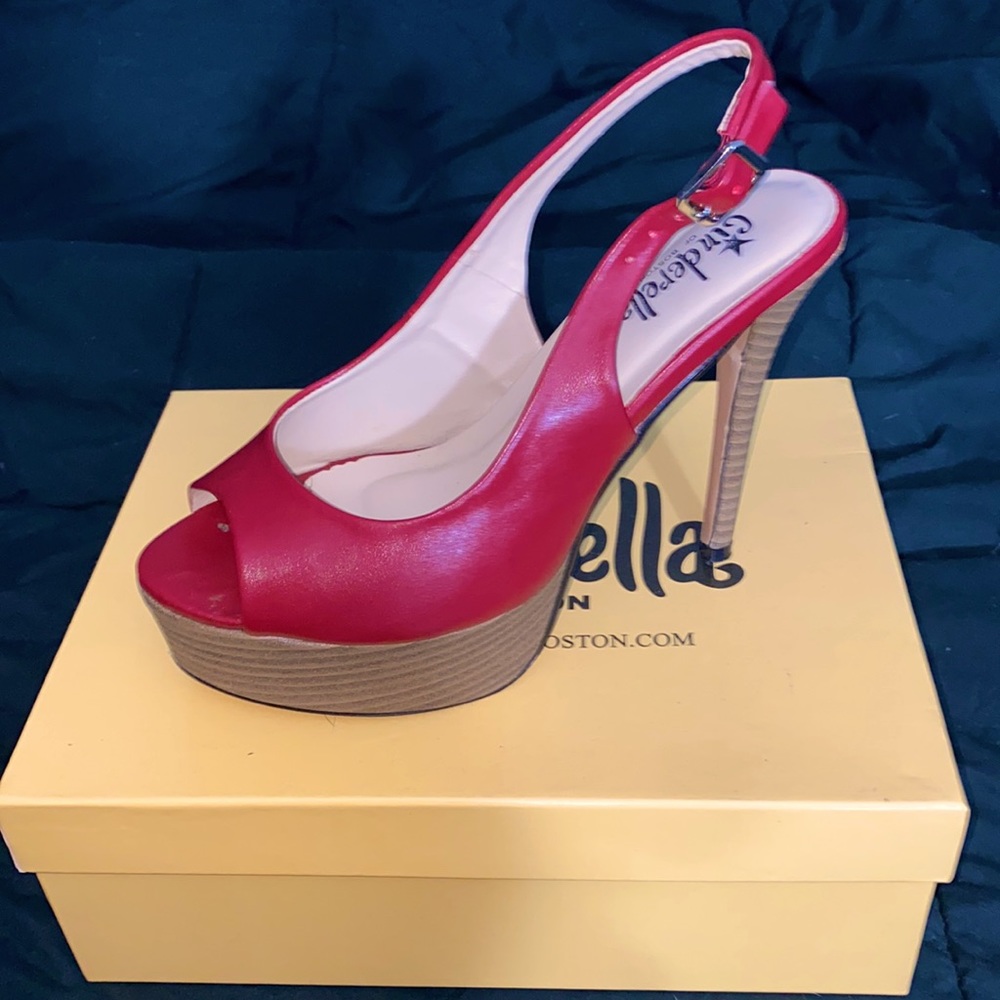 Cinderella of Boston red heels size 4.5M